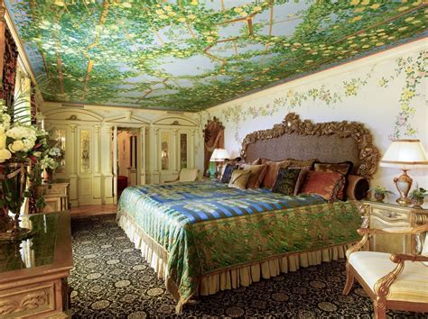 casa giani versace|gianni versace bedroom.